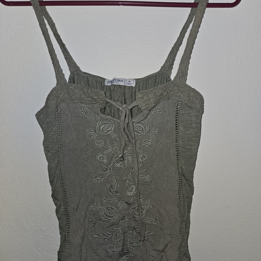 Arizona Jean Company Olive Green Embroidered Tank Top